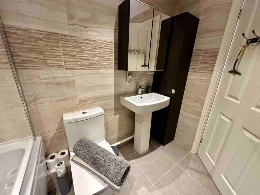 Waterside Mufc & Trafford Centre Townhouse 4 Bedroom Free Parking Manchester Ngoại thất bức ảnh