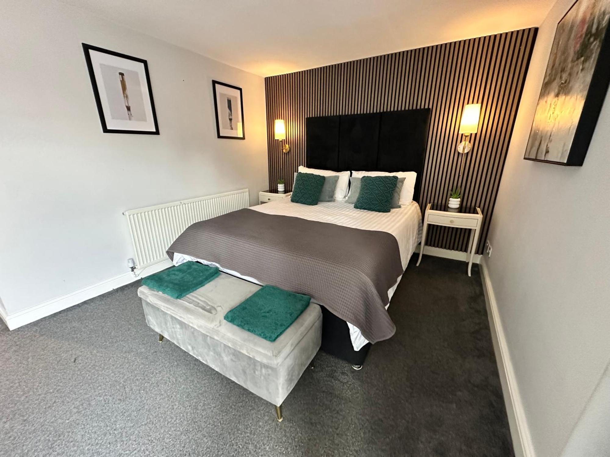 Waterside Mufc & Trafford Centre Townhouse 4 Bedroom Free Parking Manchester Ngoại thất bức ảnh