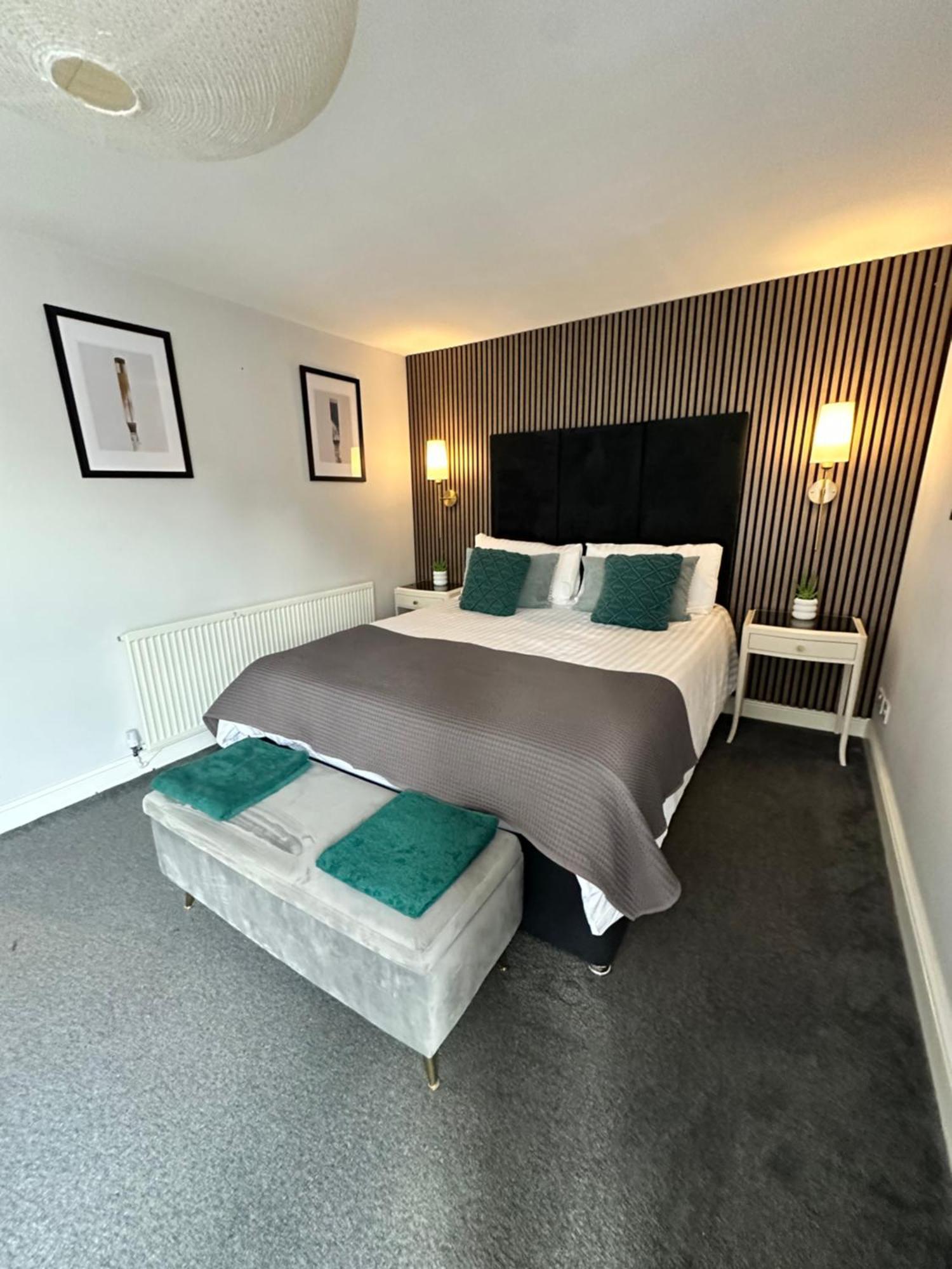 Waterside Mufc & Trafford Centre Townhouse 4 Bedroom Free Parking Manchester Ngoại thất bức ảnh